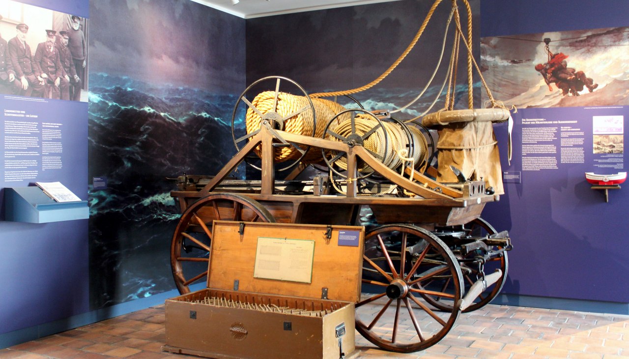 Leinenrettungswagen, © Heimatmuseum Warnemünde, Horst D. Schulz