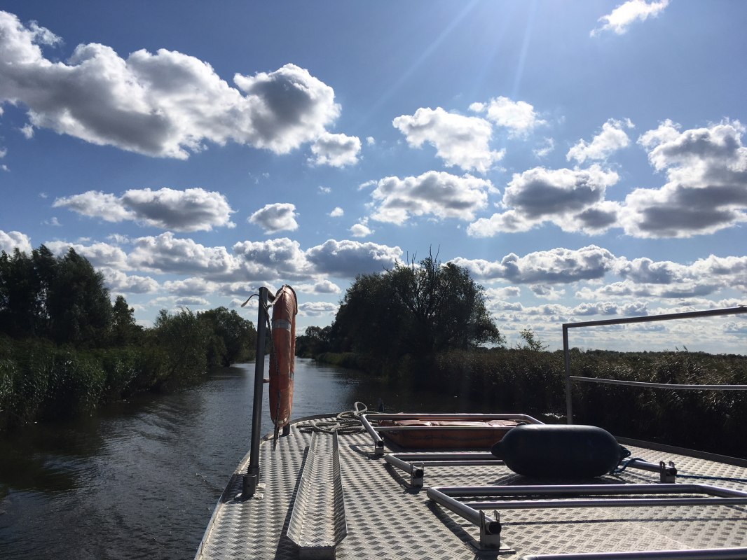 Fahrt gen Süden auf dem Kummerower See // © A.Groh Fahrt gen Süden auf dem Kummerower See // © A.Groh