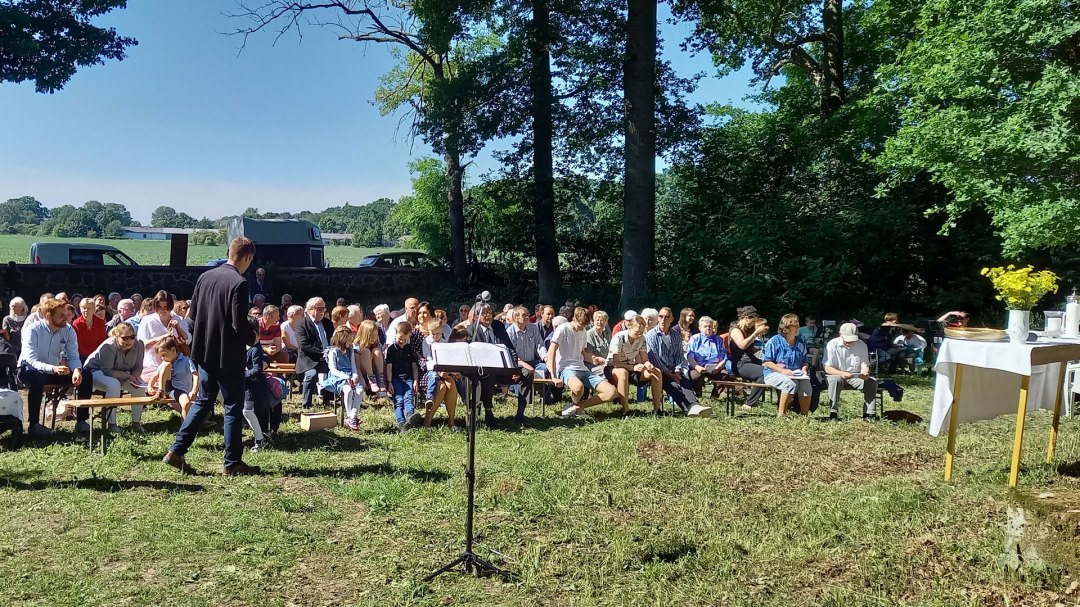 Pfingst-Sonntag-Gottesdienst der KG Massow 2022, © N. Scherfig