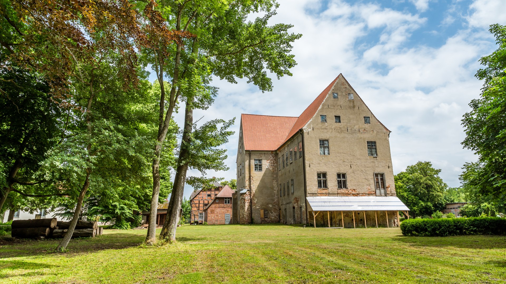 Schloss Ludwigsburg in Loissin. Es soll restauriert werden., © TMV/Tiemann Schloss Ludwigsburg in Loissin. Es soll restauriert werden., © TMV/Tiemann