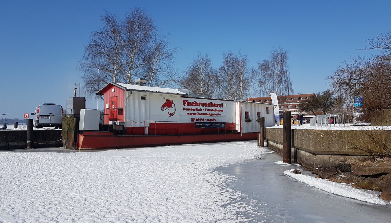 Räucherkahn, © Fischräucherei Rösing GmbH Räucherkahn, © Fischräucherei Rösing GmbH