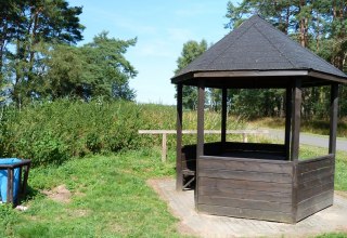 Picknickstation nahe der Surfstation // © Ummanz-Information/Bordych Picknickstation nahe der Surfstation // © Ummanz-Information/Bordych