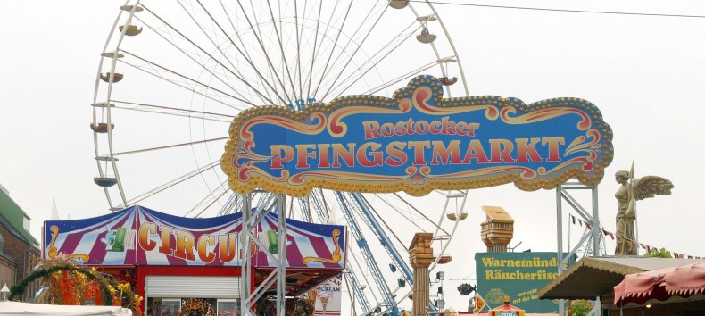 Rostocker Pfingstmarkt im Stadthafen // &copy; Gro&szlig;markt Rostock GmbH, Dietmar Lilienthal