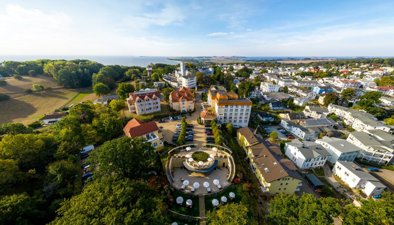 Luftbild-Aufnahme Außenansicht, © Pocha Burwitz