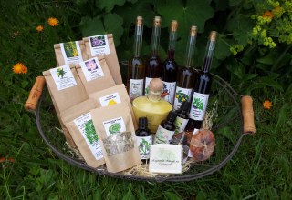 Kleine Produktauswahl, &copy; Heike Voigt - Edle Tropfen Kr&auml;uterspezialit&auml;ten