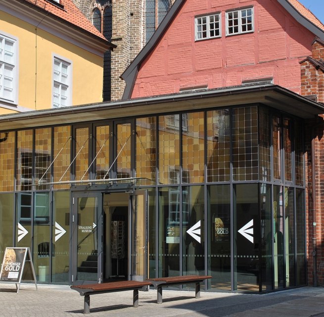 Eingang des Stralsund Museums im ehemaligen Katharinenkloster // &copy; Katrin Kraus / STRALSUND MUSEUM
