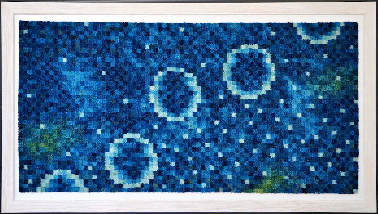 Bubbles Gobelin Wolle auf Leinen Indigo // &copy; A.von Stenglin