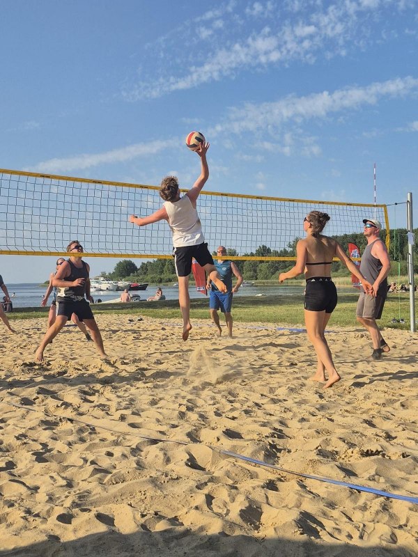 Mittsommer Beachparty 2025, © TDG Rechlin mbH Mittsommer Beachparty 2025, © TDG Rechlin mbH