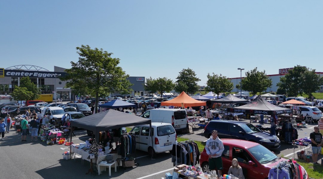 Flohmarkt, &copy; Hoffmeister