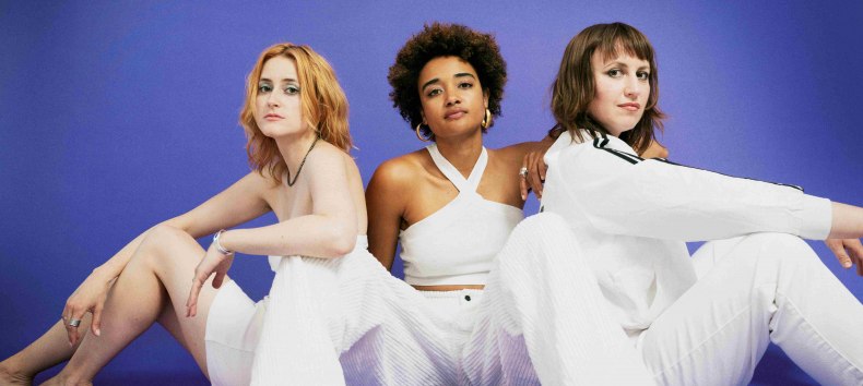 Paula F&uuml;rstenberg, Alisha Gamish und Rapha&euml;lle Red, &copy; &copy; Suzanne de Carasco