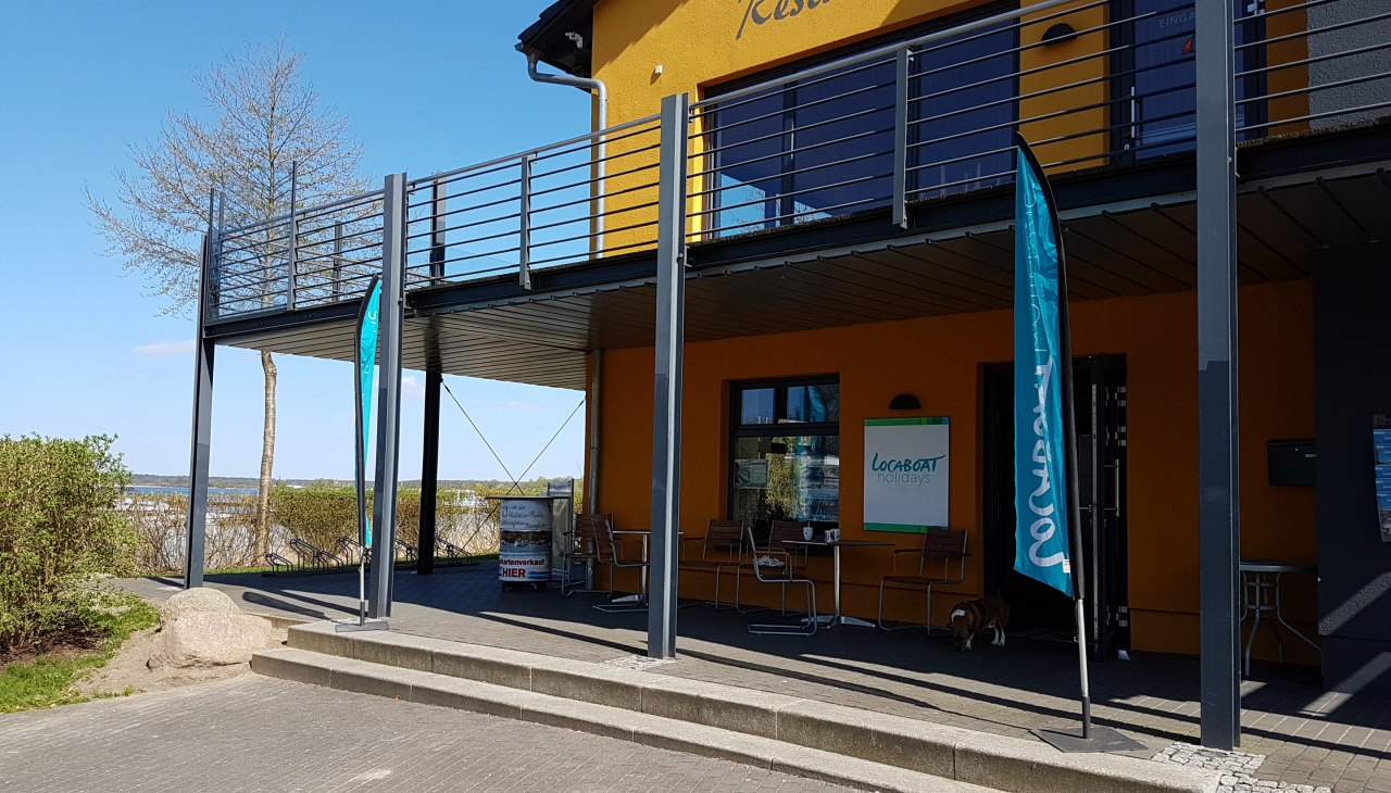 Hafenbüro Locaboat in Untergöhren, © Locaboat Plaisance GmbH Hafenbüro Locaboat in Untergöhren, © Locaboat Plaisance GmbH