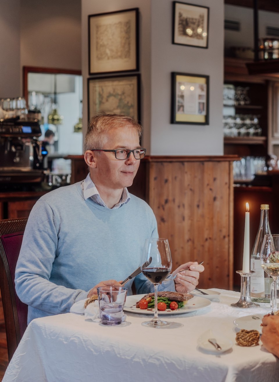 Romantisches Dinner zu zweit im Gutshaus Ludorf mit Wild und Fisch. // &copy; MV-T/Petermann
