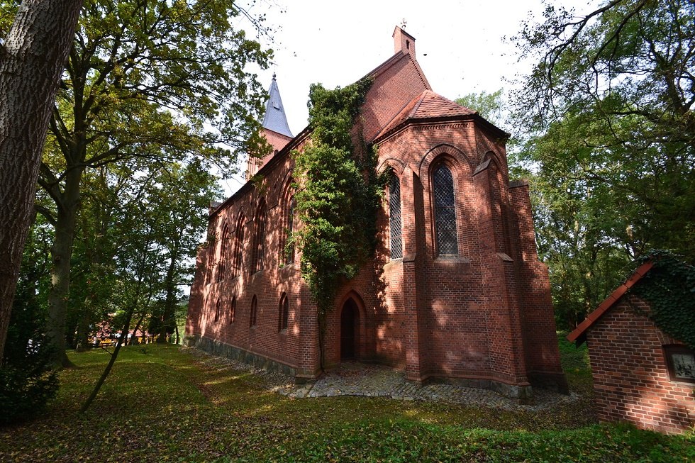 Die Dankeskirche in Sehlen. // © Tourismuszentrale Rügen Die Dankeskirche in Sehlen. // © Tourismuszentrale Rügen
