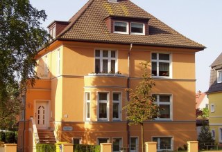 Stadtvilla - Vorderansicht, &copy; Roswitha Kruse