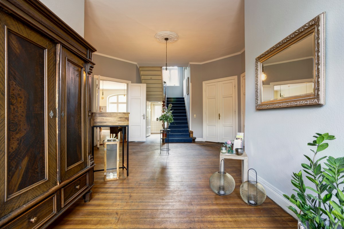 Einladendes Foyer des Jagdschlösschens Schwartow // © Jagdschlösschen Schwartow / Jan Haeselich Einladendes Foyer des Jagdschlösschens Schwartow // © Jagdschlösschen Schwartow / Jan Haeselich