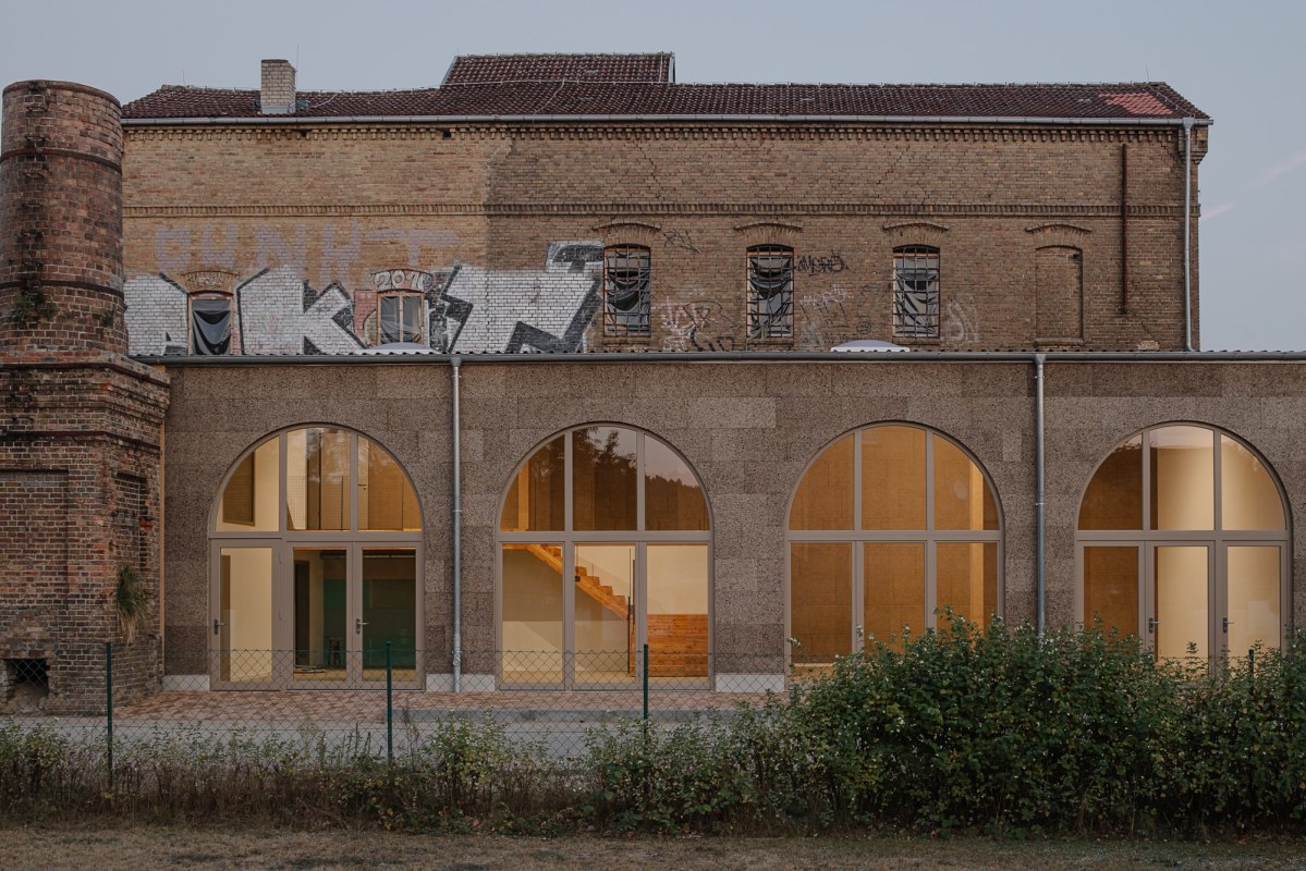 Uitzicht op de brenn:werk hal // &copy; Joshua Delissen