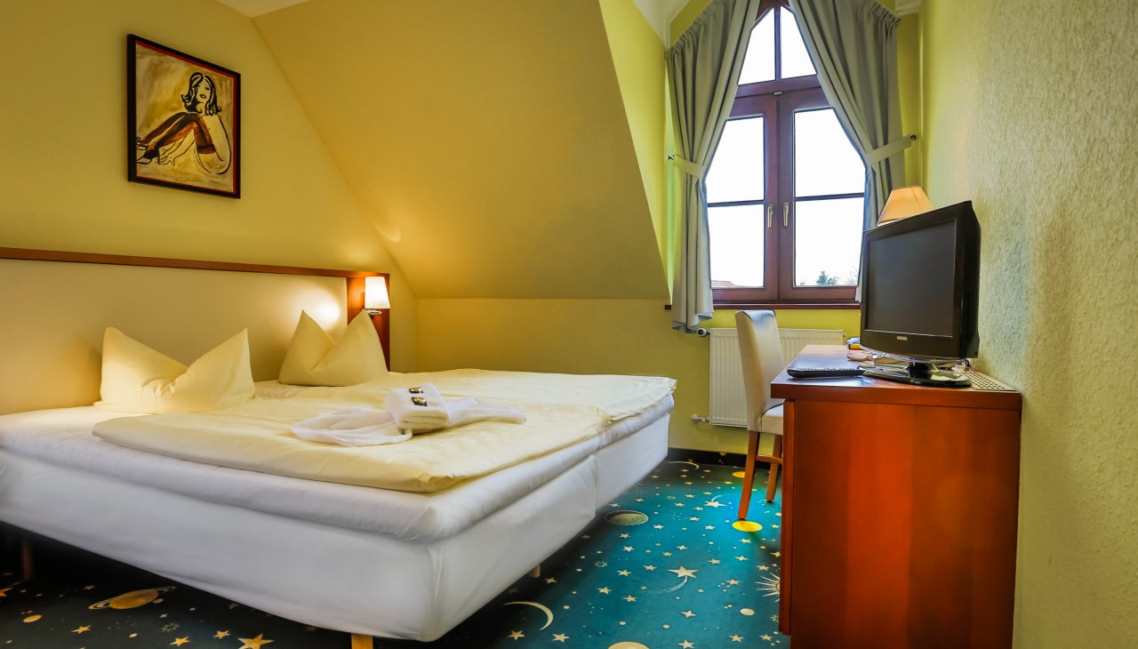 Im Hotel "Stettiner Hof" in Neuenkirchen l&auml;sst es sich gut schlafen und tr&auml;umen, &copy; Stettiner Hof