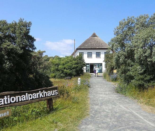 Vom Nationalparkhaus Vitte hat der Besucher den perfekten Einstieg in jede Entdeckungstour, © S. Colmsee