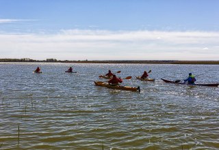 Mit dem Kajak die Halbinsel Fischland-Dar&szlig;-Zingst entdecken // &copy; Tourismusverband FDZ/voigst & Kranz UG