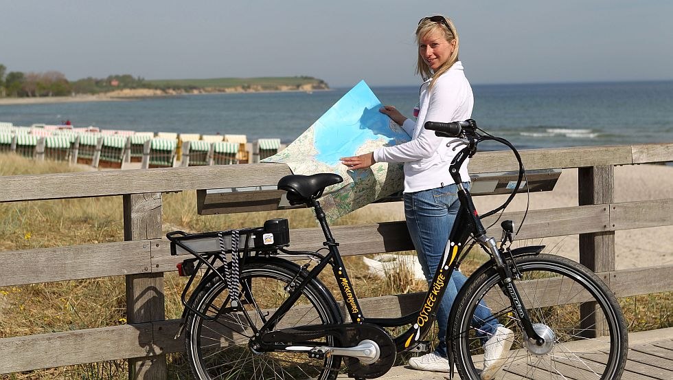 Bei einer Tour mit dem E-Bike stört auch der Seewind nicht, © VMO/D.Goehlke Bei einer Tour mit dem E-Bike stört auch der Seewind nicht, © VMO/D.Goehlke