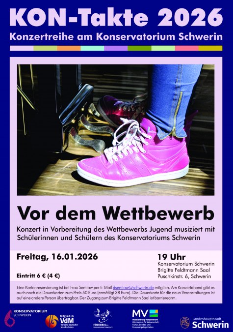 Turnschuh auf dem Klavierpedal, © Verband Deutscher Musikschulen e. V./Nico Herzog Turnschuh auf dem Klavierpedal, © Verband Deutscher Musikschulen e. V./Nico Herzog