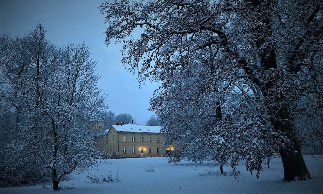 Landhaus Schloss K&ouml;lzow im Winter, &copy; A. von der L&uuml;he