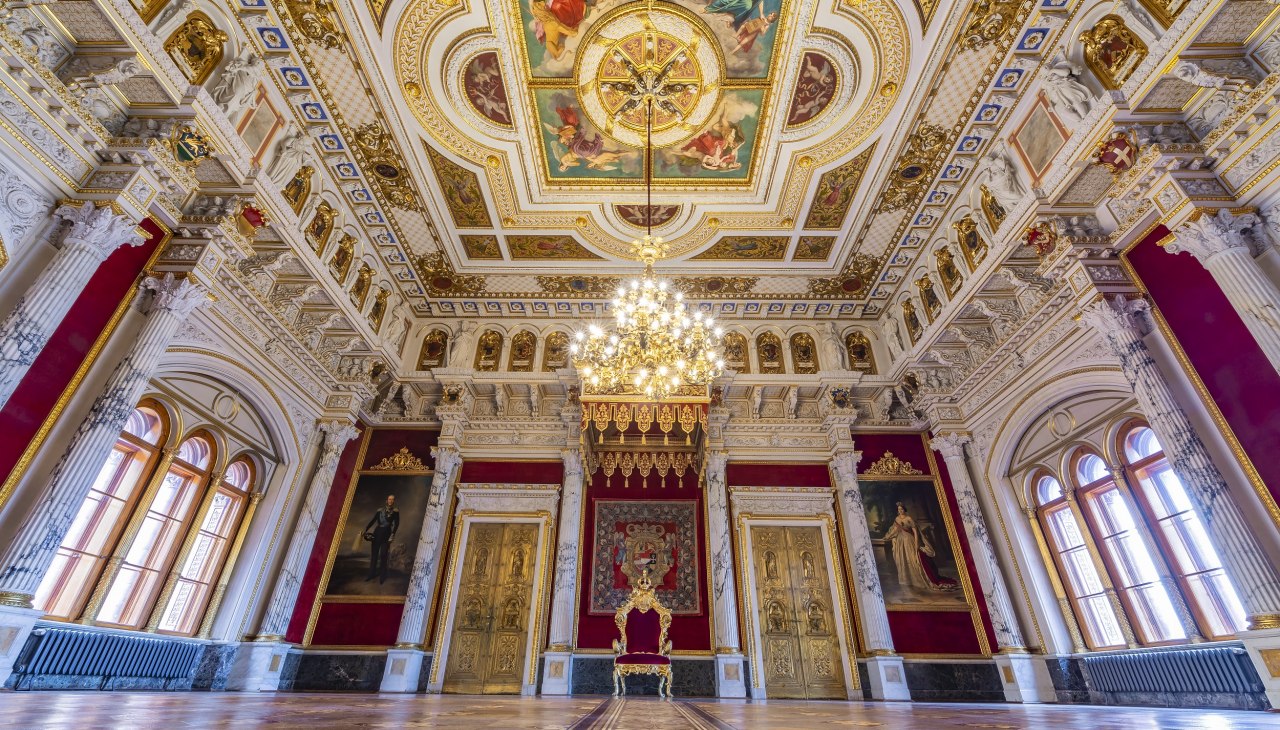 Schloss Schwerin_Thronsaal_Fotograf Timm Allrich ©Staatliche Schlösser Gärten und Kunstsammlungen M-V, © Timm Allrich ©Staatliche Schlösser Gärten und Kunstsammlungen M-V Schloss Schwerin_Thronsaal_Fotograf Timm Allrich ©Staatliche Schlösser Gärten und Kunstsammlungen M-V, © Timm Allrich ©Staatliche Schlösser Gärten und Kunstsammlungen M-V
