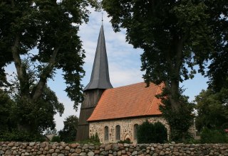 Au&szlig;enansicht der Kirche, &copy; Sabrina Wittkopf-Schade