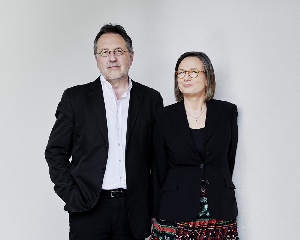&copy; Gunter Gl&uuml;cklich