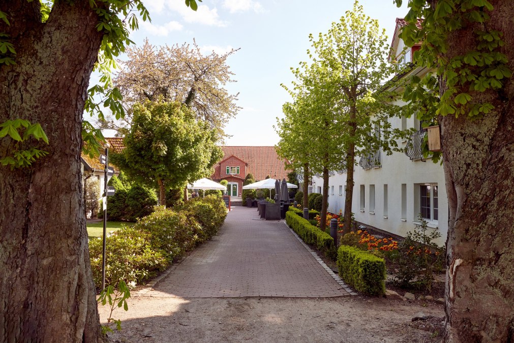 Außenanlage Hotel, © Van der Valk GmbH Außenanlage Hotel, © Van der Valk GmbH