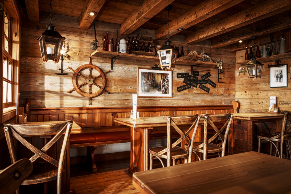 Maritieme feel-good flair in onze kombuizen. // © Kutterfisch Restaurant Maritieme feel-good flair in onze kombuizen. // © Kutterfisch Restaurant