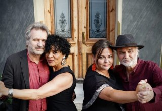 Tina Turner Tango, &copy; B&uuml;hne Blechwerk