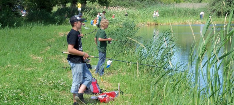 Vissen op de Recknitz // © Anglerverein Marlow Vissen op de Recknitz // © Anglerverein Marlow