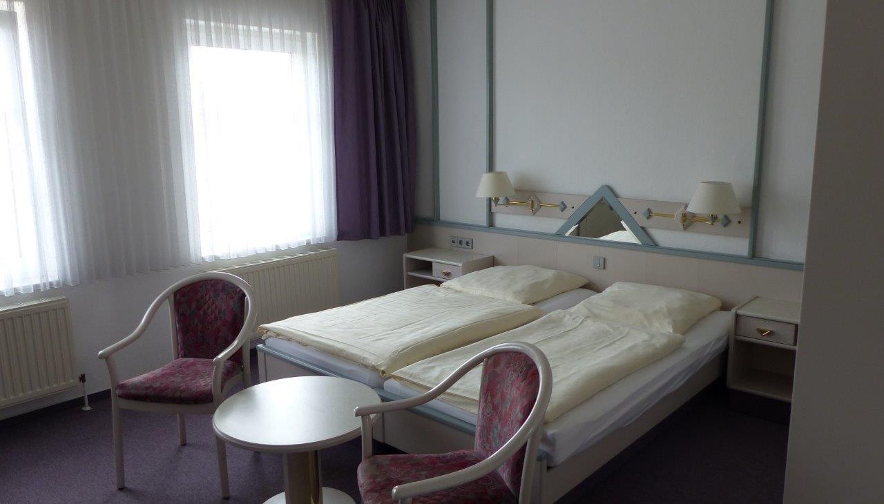 Unser Doppelzimmer mit Bad, © Walter Oster Unser Doppelzimmer mit Bad, © Walter Oster