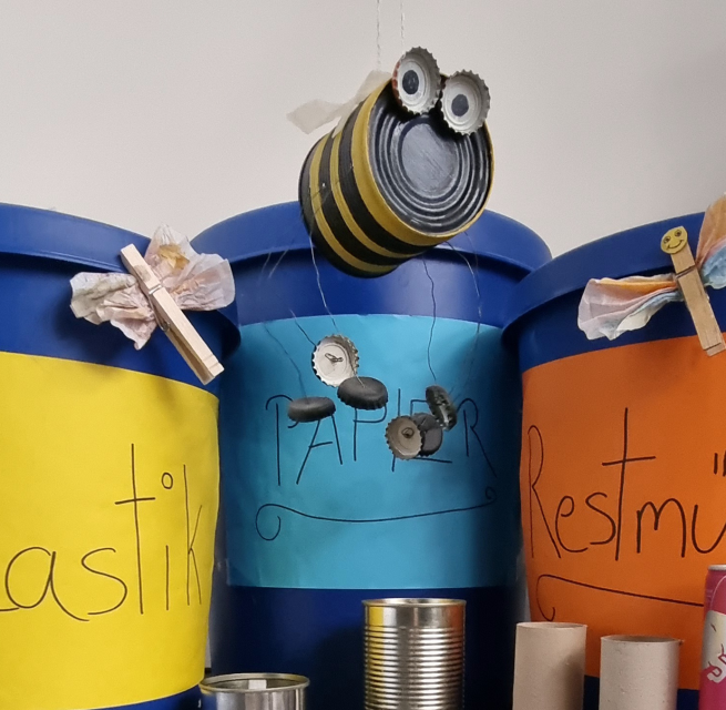 Mit Abfall kreativ gestalten, © Müritzeum Mit Abfall kreativ gestalten, © Müritzeum