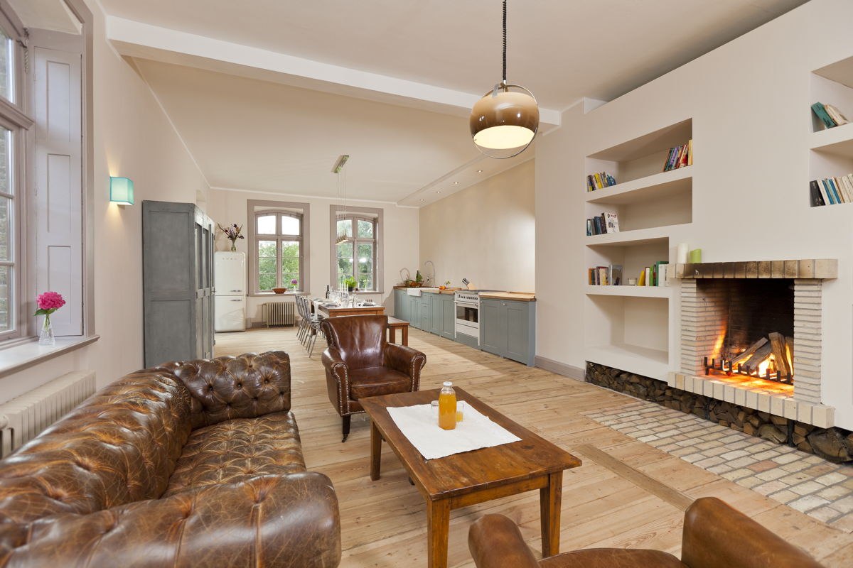 Open haard in het Lexow landhuis // &copy; Gutshaus Lexow