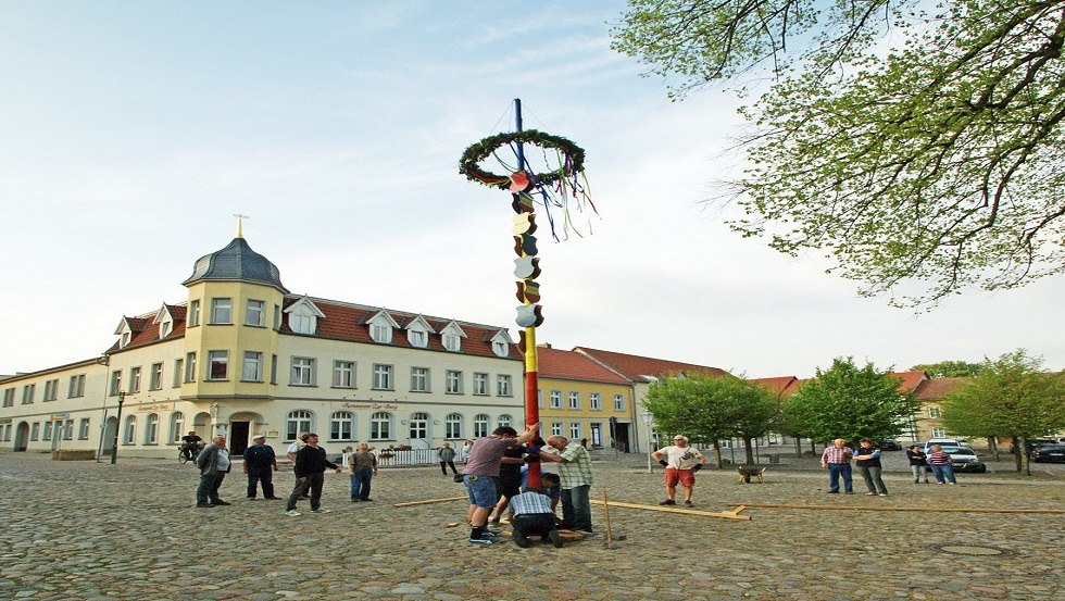 Maibaum Wesenberg, &copy; Burgverein Wesenberg e.V.