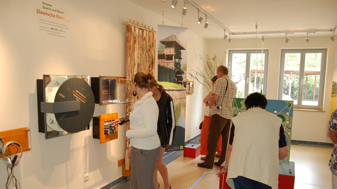 Blick in die Ausstellung, &copy; J. Lippke