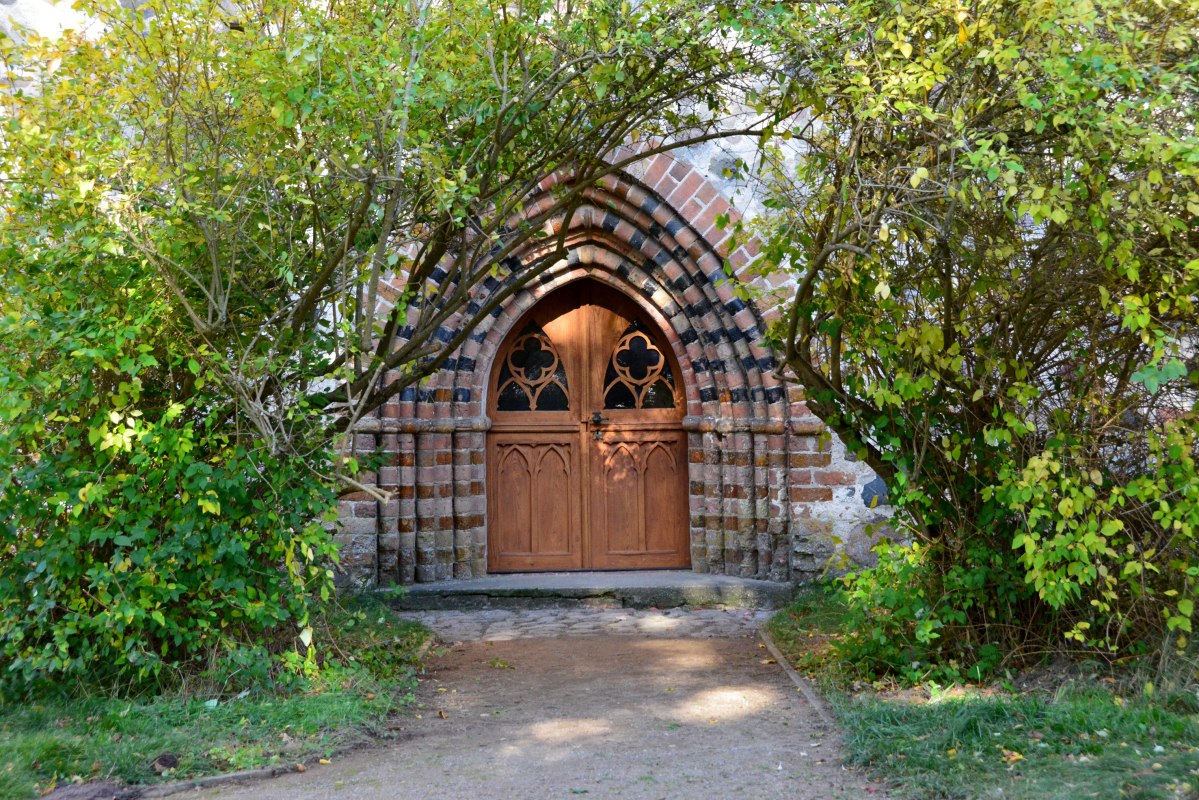 Kirche Gro&szlig; Gievitz, S&uuml;dportal // &copy; F&ouml;rderverein