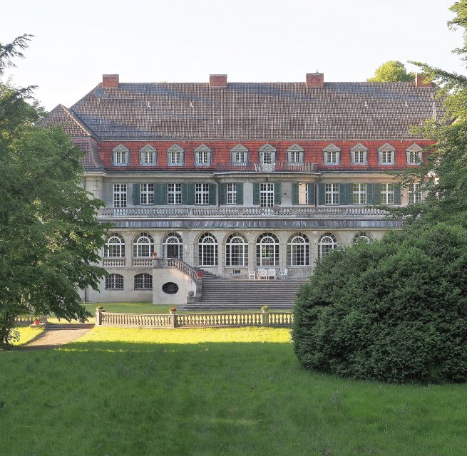 Wintergarten zum S&uuml;den ausgerichtet, herrlich auch bei Regentagen // &copy; Jagdschloss Bellin