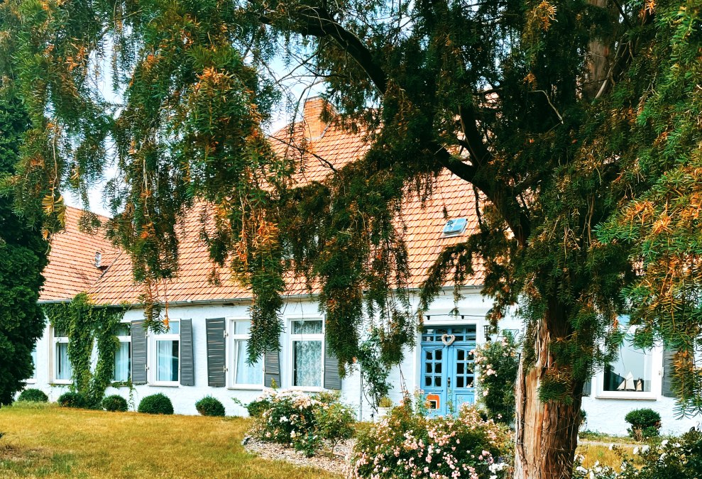 Buitenaanzicht van landhuis Boldekow, © Gutshaus Boldekow / Anja Thonig Buitenaanzicht van landhuis Boldekow, © Gutshaus Boldekow / Anja Thonig
