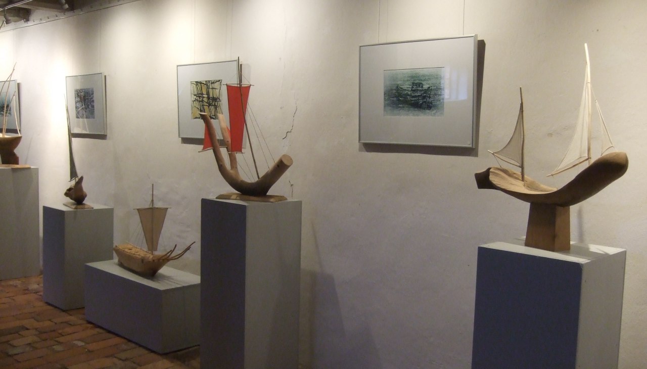 Schiffsobjekte aus Holz, © Südliche Boddenküste Schiffsobjekte aus Holz, © Südliche Boddenküste