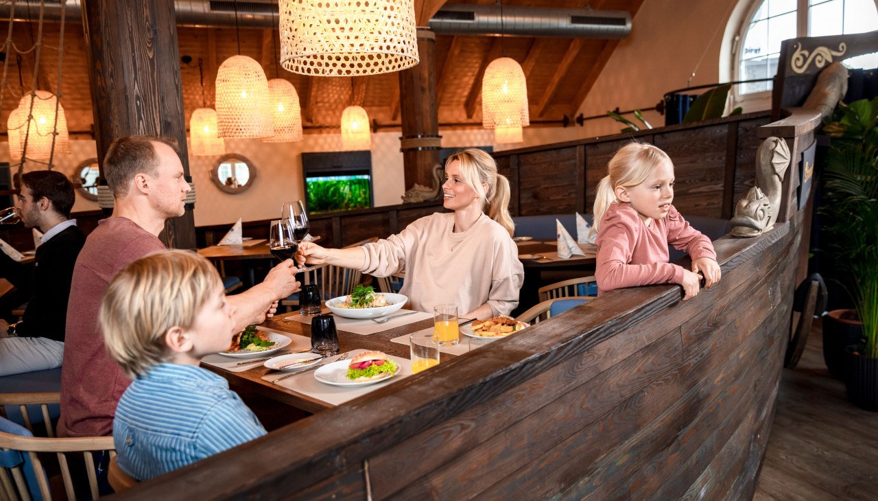 Restaurant Strandpirat im BEECH Resort Fleesensee, © BEECH Resort Fleesensee Restaurant Strandpirat im BEECH Resort Fleesensee, © BEECH Resort Fleesensee