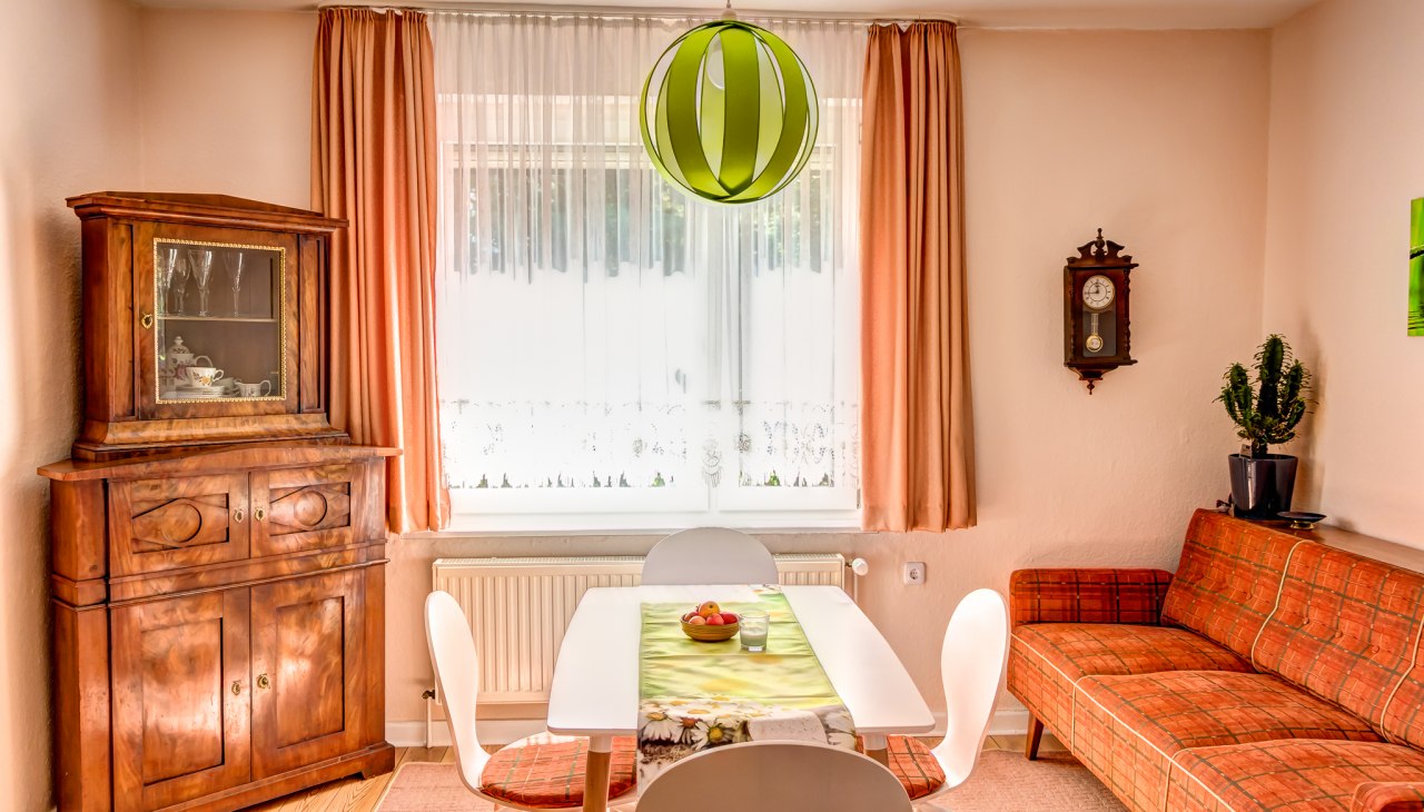 Esszimmer im G&auml;stehaus Sankt Nikolai in Parchim, &copy; Michel Lask