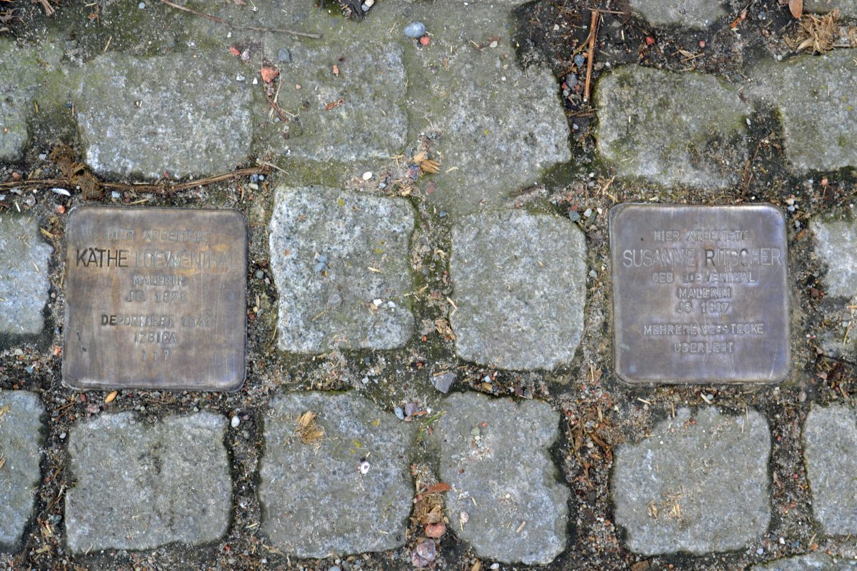 &copy; Hiddenseer Hafen- und Kurbetrieb