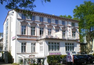 Au&szlig;enansicht der Pension Katy/Haus Troja // &copy; Pension Katy/Haus Troja