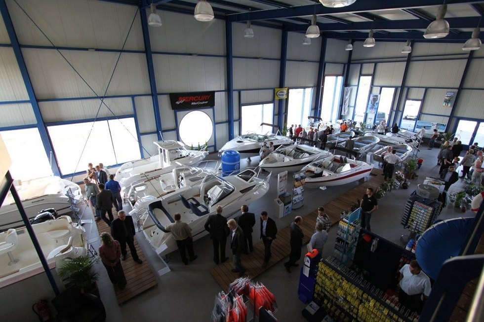 Showroom in der Plauer Stra&szlig;e // &copy; Bootscenter M&uuml;ritz