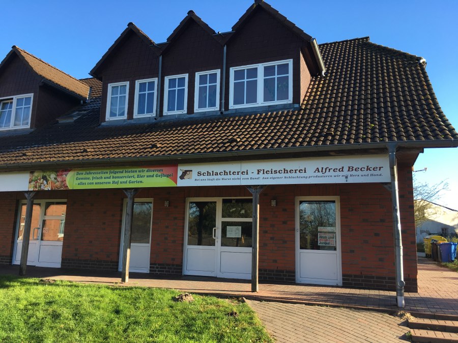 Landfleischerei mit Imbi&szlig; in Lalendorf, &copy; MPL