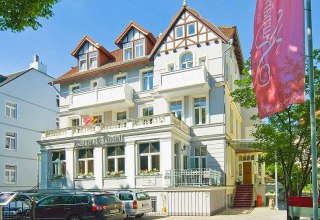 Herzlich Willkommen im Kurpark Hotel Warnem&uuml;nde // &copy; Olaf Kowitz