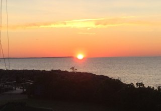 Hafen Lohme, Sonnenuntergang mit Blick zum Kap Arkona // © Touristik Lohme GmbH Hafen Lohme, Sonnenuntergang mit Blick zum Kap Arkona // © Touristik Lohme GmbH